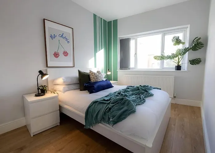 Charming Chalk Farm Properties