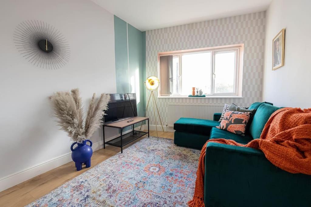 Charming Chalk Farm London
