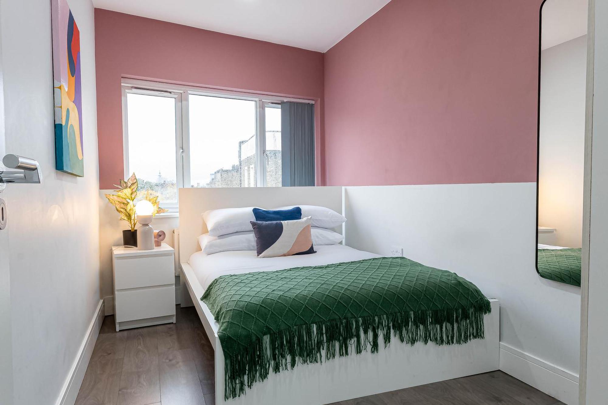Charming Chalk Farm * London